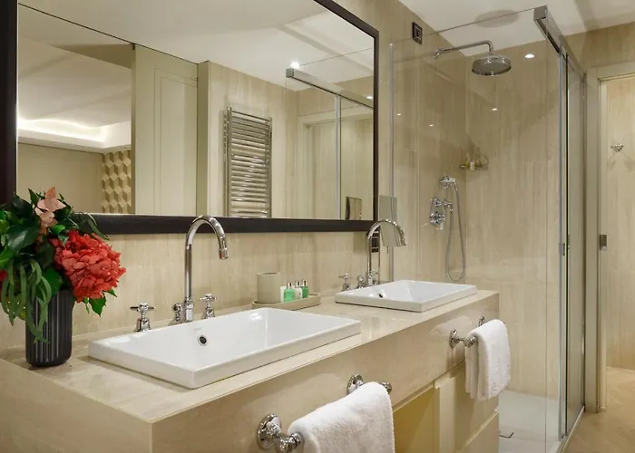 Margutta 54 Luxury לינה וארוחת בוקר 4*